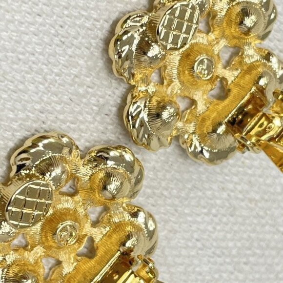 Vintage Swarovski Gold Tone Clip-On Earrings Red Green‎ Crystals Classic Elegant - Picture 7 of 8